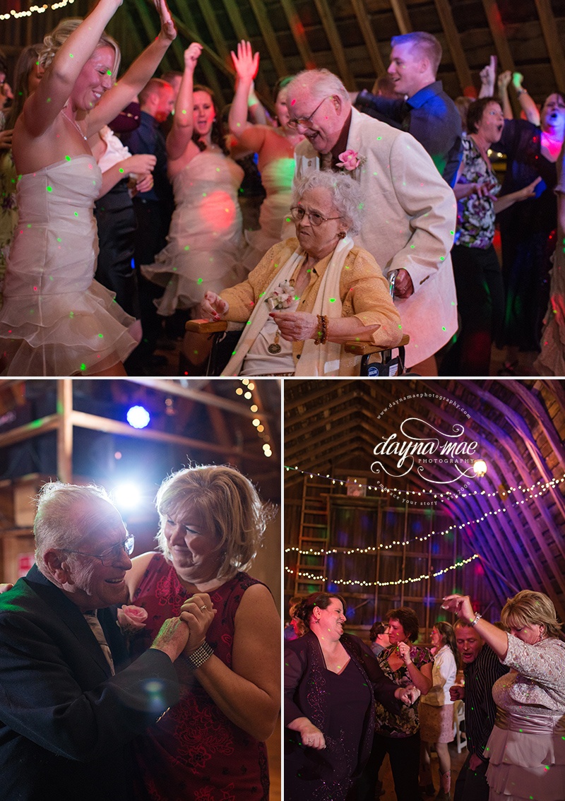 17Vintage_Barn_Wedding_Hilltop_Manor