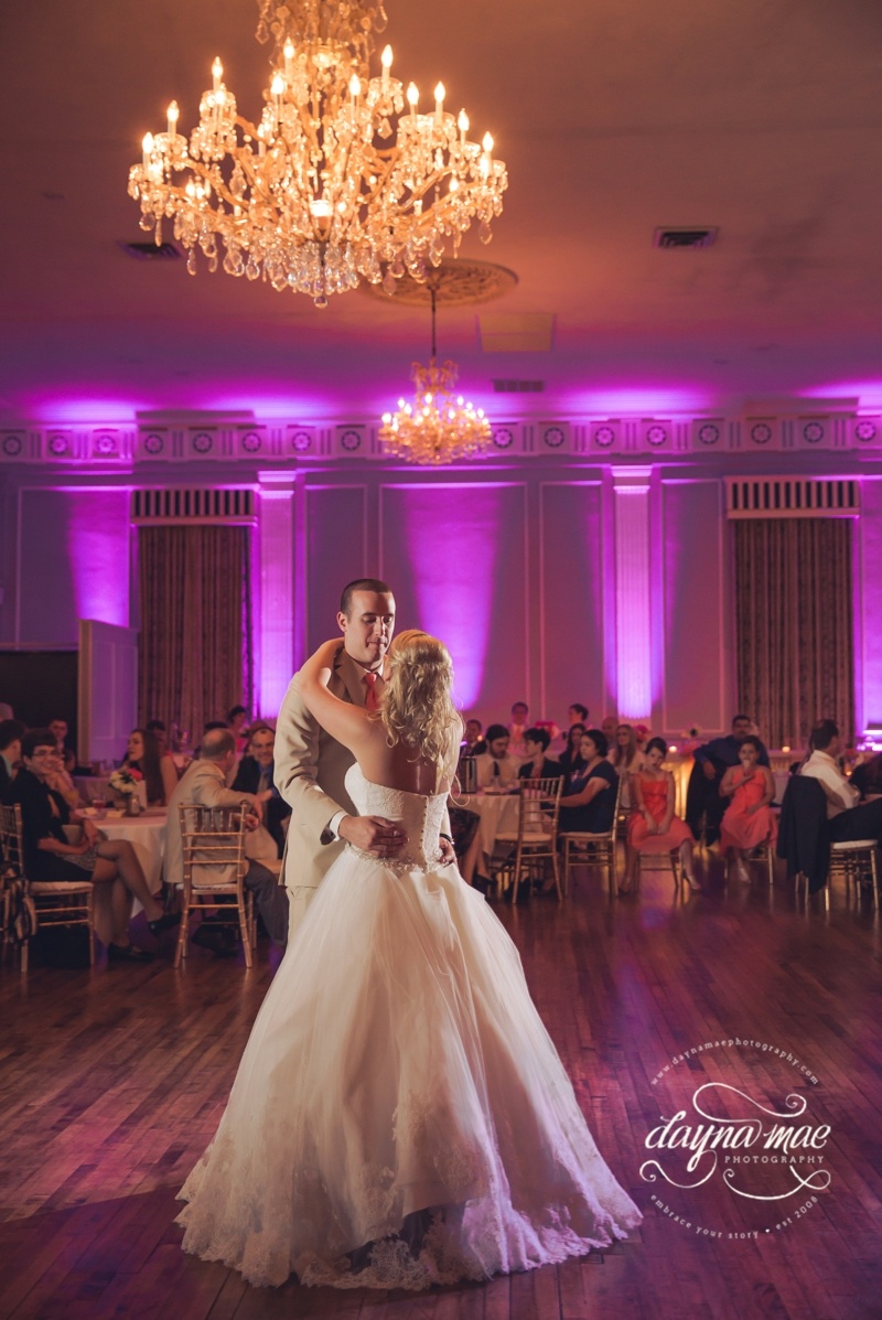 23_First_Dance_Plymouth_Wedding_Photographer