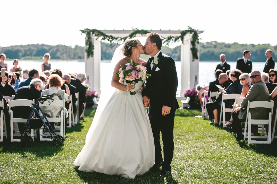 Waldenwoods Wedding Photos | Hartland MI | Becky + BillÂ 